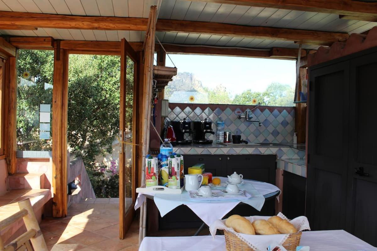 B&B Le Corti Di Aloa 산판탈레오 외부 사진