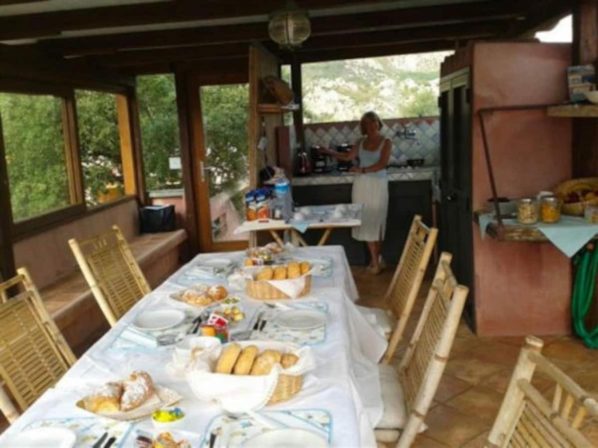 B&B Le Corti Di Aloa 산판탈레오 외부 사진